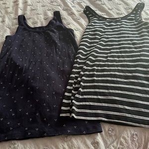 Bundle of 2 Merona tank tops EUC